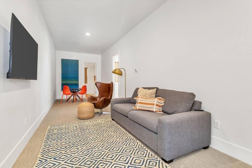Villa #15 Pet Friendly! Year Round Heated Pool & Hot Tub! Upper Patios! St. George Exterior photo